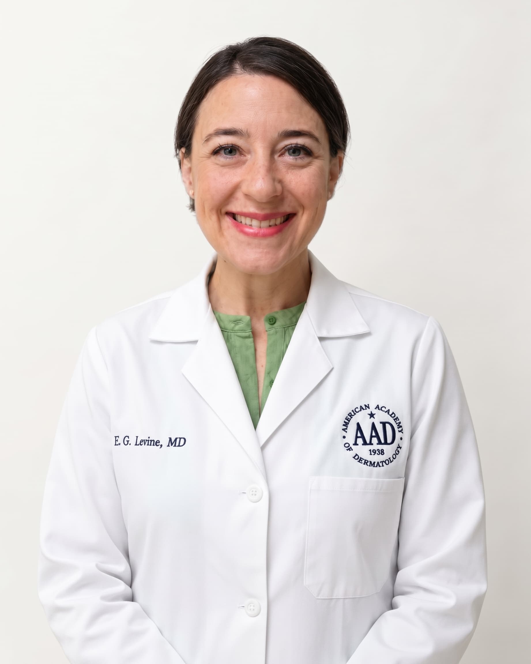 Erika Levine Headshot